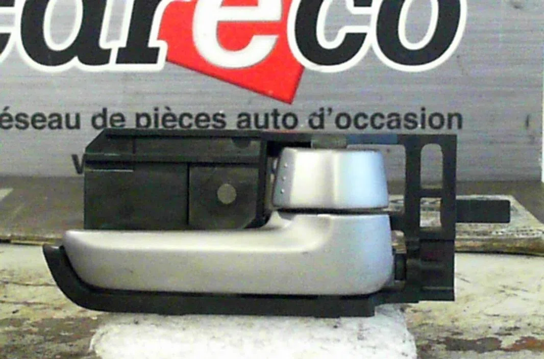 Poignee int porte ard SUZUKI SWIFT 3  SWIFT 3 occasion