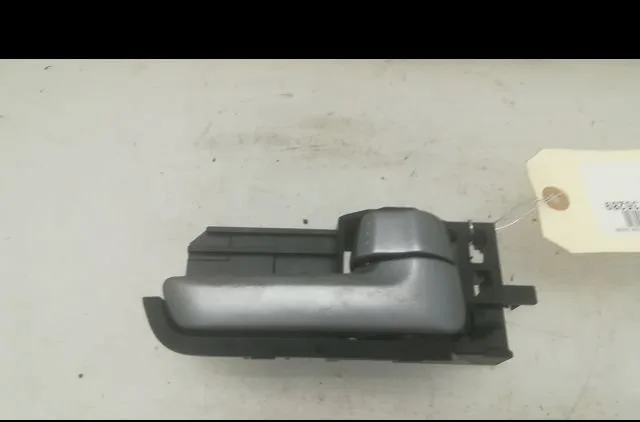 Poignee int porte ard Suzuki SWIFT III (MZ, EZ) 1.3 (rs 413) (2005) occasion