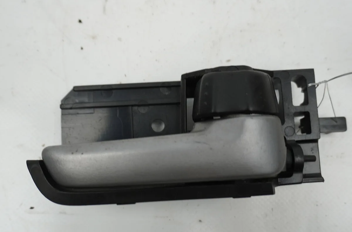 Poignee int porte ard Suzuki SX4 (EY, GY) 1.6 vvt 4x4 (rw 416) (2009) occasion