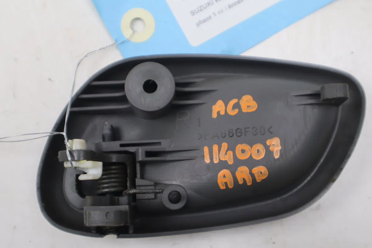Poignee int porte ard Suzuki WAGON R 3-5 portes (MM) 1.3 (rb 413) (2000-2004) occasion