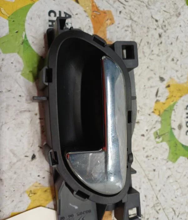 Poignee int porte arg CITROEN C4 1 PHASE 1 occasion