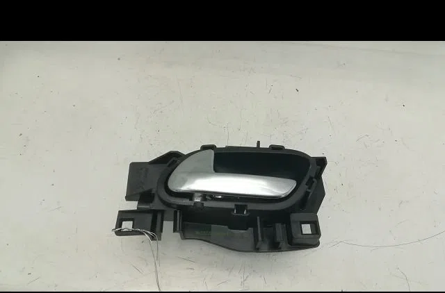 Poignee int porte arg Citroen C4 GRAND PICASSO I (UA_) 1.6 hdi (2006-2011) 5 portes occasion