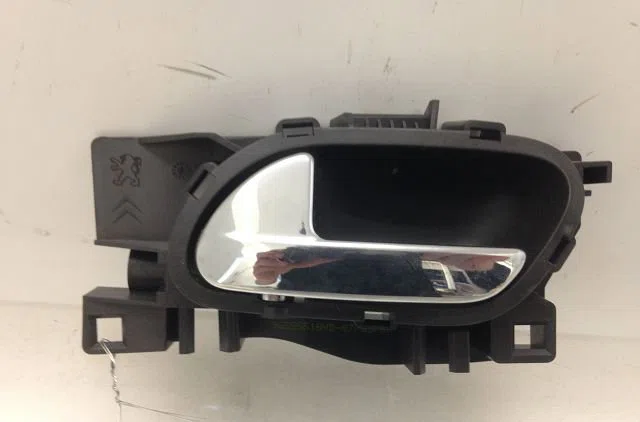 Poignee int porte arg Citroen C4 PICASSO I Monospace (UD_) 1.6 hdi (2007-2013) 5 portes occasion