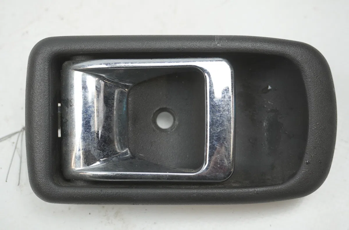 Poignee int porte arg Daihatsu SIRION (M1) 1.0 i 4wd (1999-2000) occasion