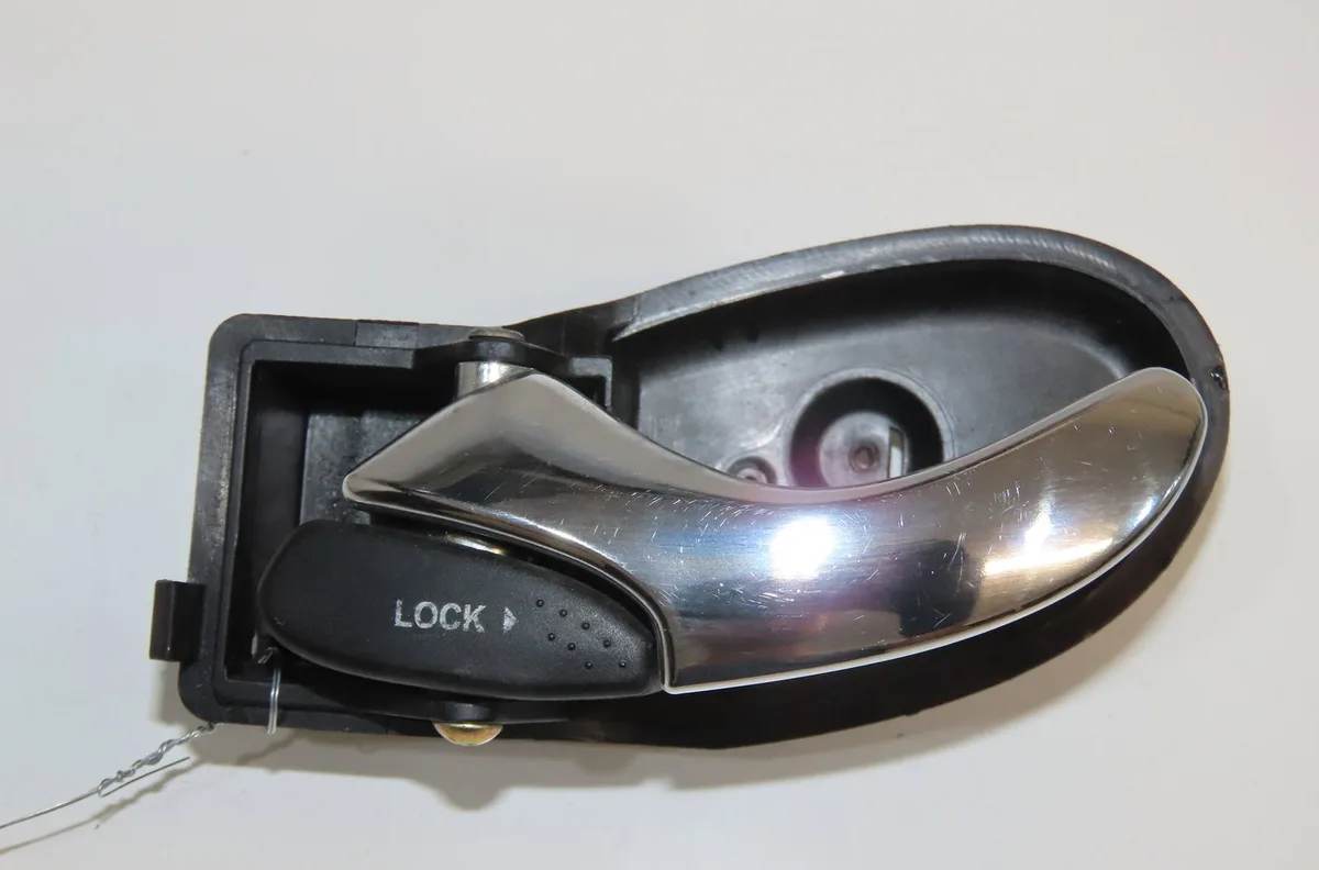 Poignee int porte arg Ford FOCUS I (DAW, DBW) 1.8 turbo di - tddi (1998-2004) occasion