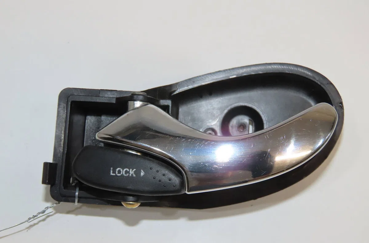 Poignee int porte arg Ford FOCUS I (DAW, DBW) 1.8 turbo di - tddi (1998-2004) occasion