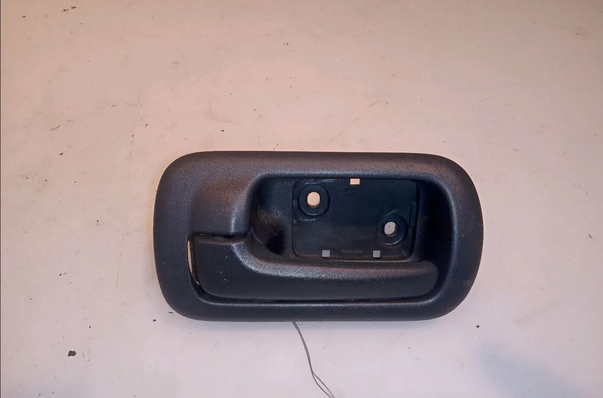 Poignee int porte arg Honda CIVIC VII Hatchback (EU, EP, EV) 1.6 i (ep2, eu8, eu6) (2001-2005) occasion