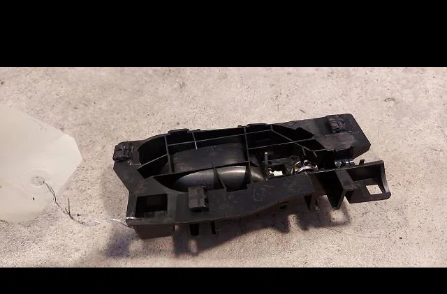 Poignee int porte arg Peugeot 3008 Monospace (0U_) 1.6 hdi (2009-2016) 5 portes occasion