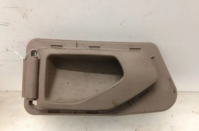Poignee int porte arg Peugeot 306 3-5 portes (7A, 7C, N3, N5) 1.4 (1993-2001) 5 portes occasion