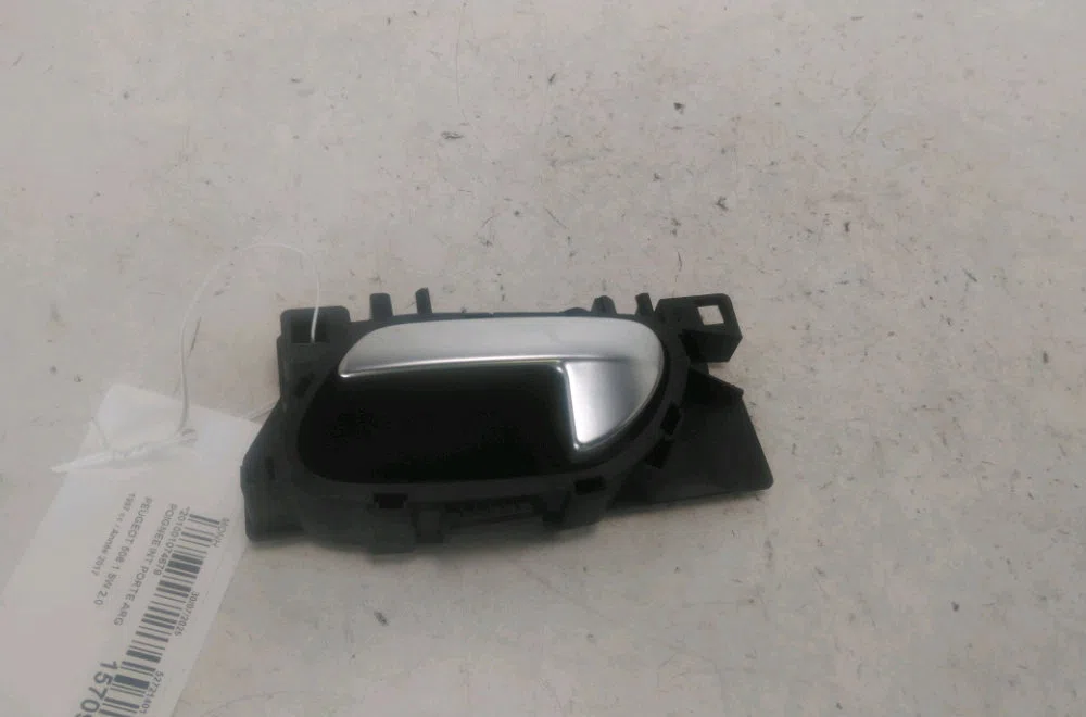 Poignee int porte arg Peugeot 508 SW I (8E_) 2.0 bluehdi 180 (2014-2018) occasion