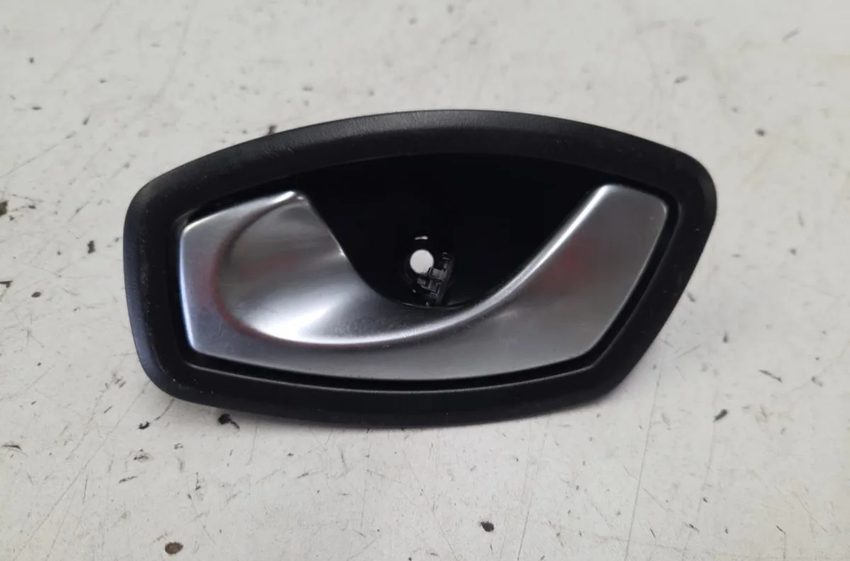 Poignee int porte arg RENAULT CLIO 4 PHASE 2 occasion