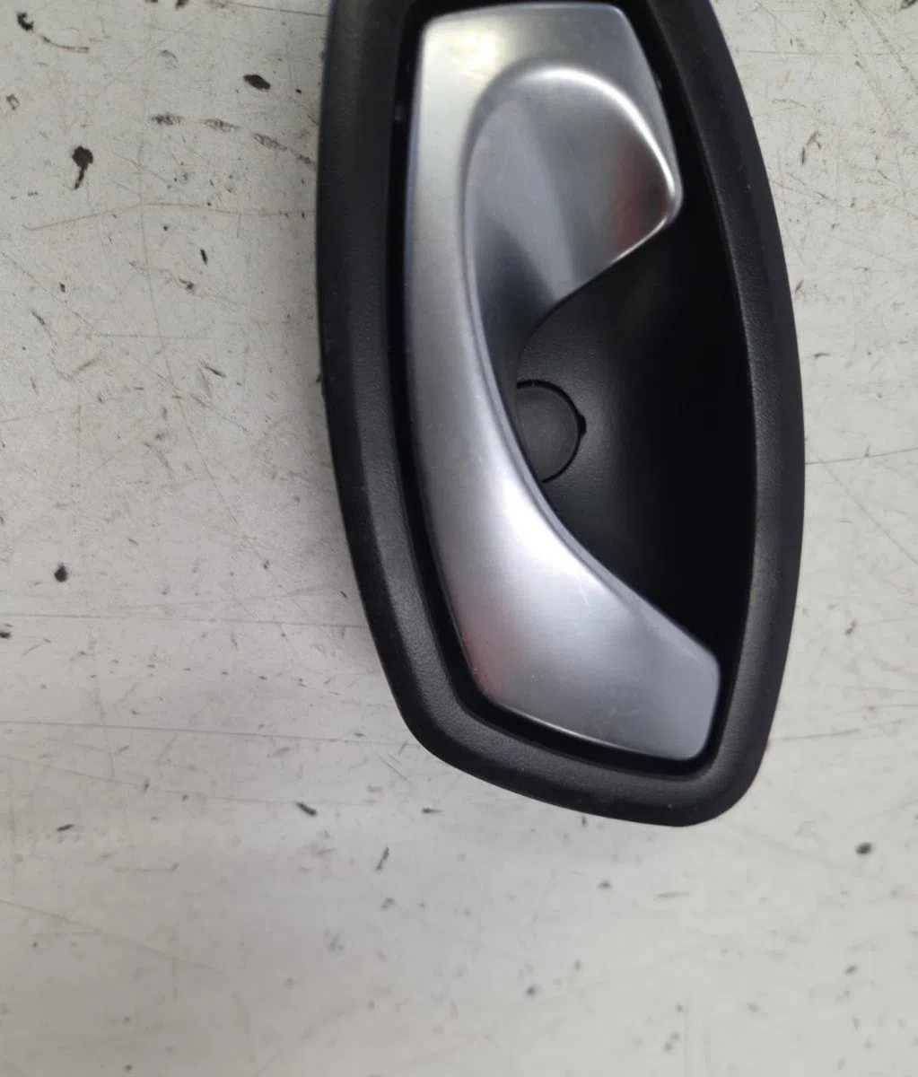 Poignee int porte arg RENAULT CLIO 4 PHASE 2 occasion