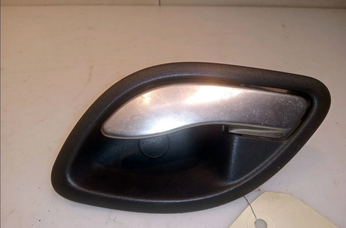 Poignee int porte arg Renault ESPACE IV (JK0-1_) 2.2 dci (jk0h) (2002-2006) occasion