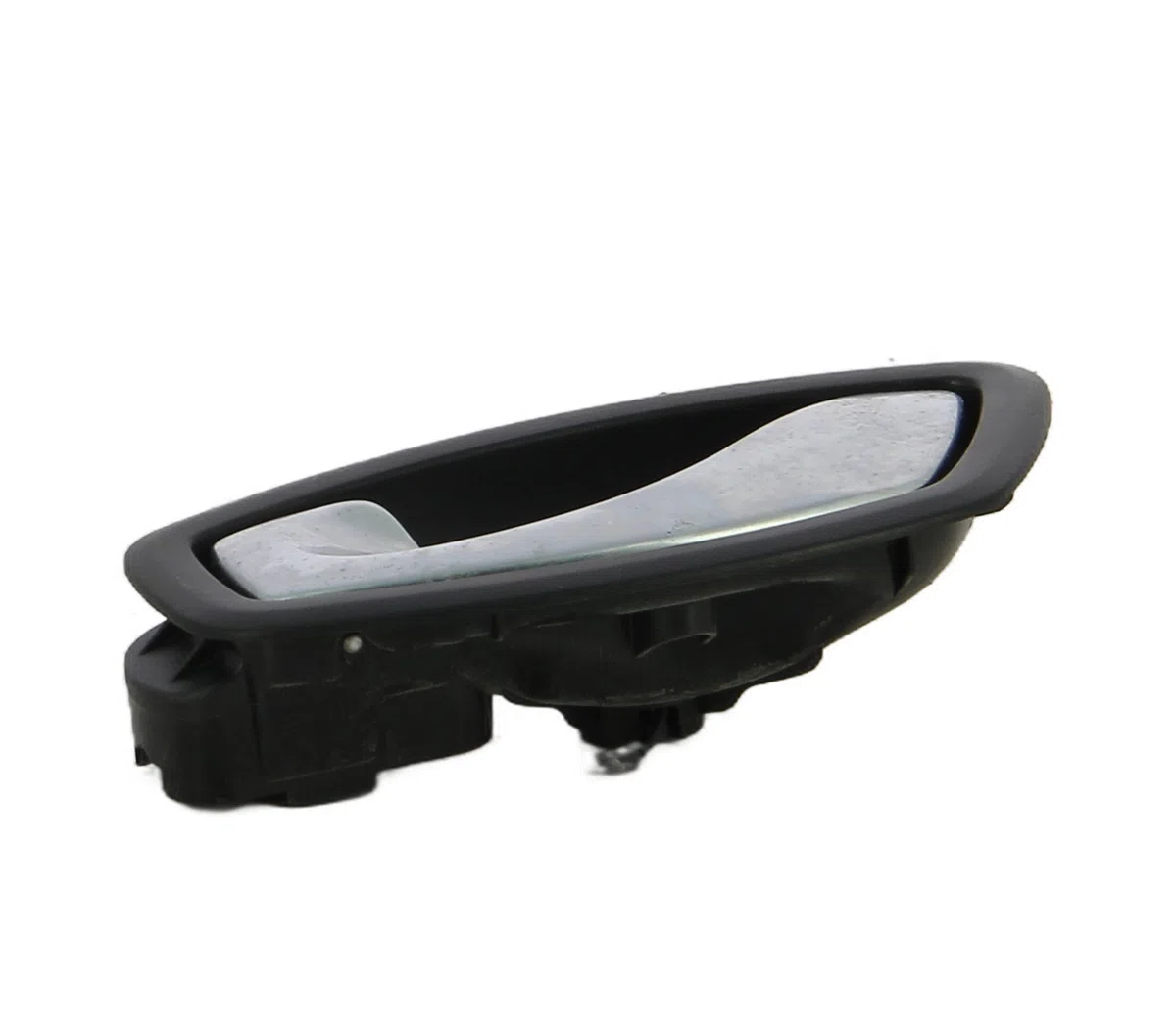 Poignee int porte arg Renault LATITUDE (L70_) 2.0 dci 175 (l70y) (2011) occasion