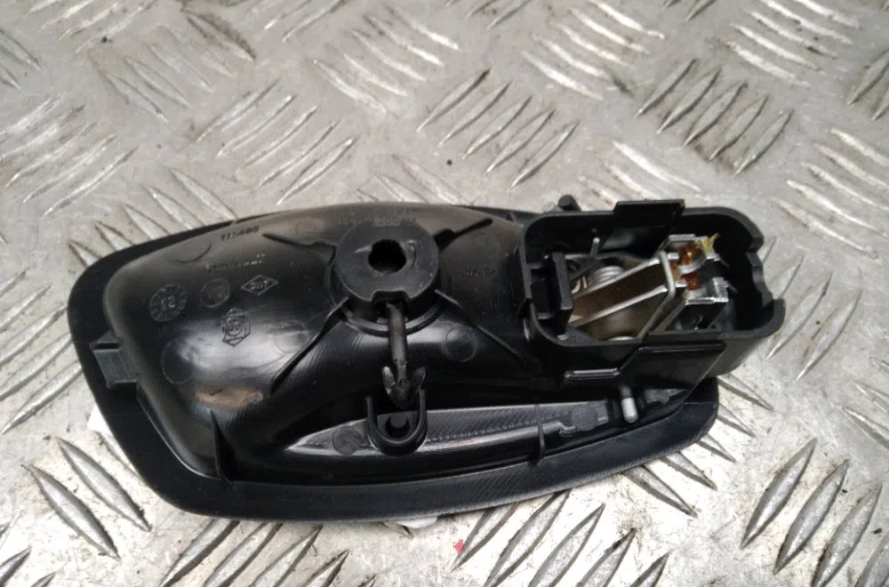 Poignee int porte arg Renault SCÉNIC III (JZ0-1_) 1.6 dci (jz00, jz12) (2011) 5 portes occasion