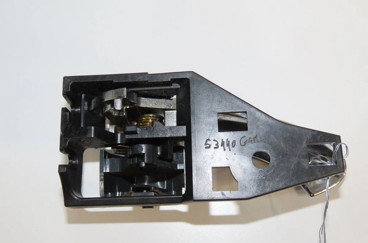 Poignee int porte arg Toyota RAV 4 III (_A3_) 2.2 d 4wd (ala30_) (2006-2012) occasion