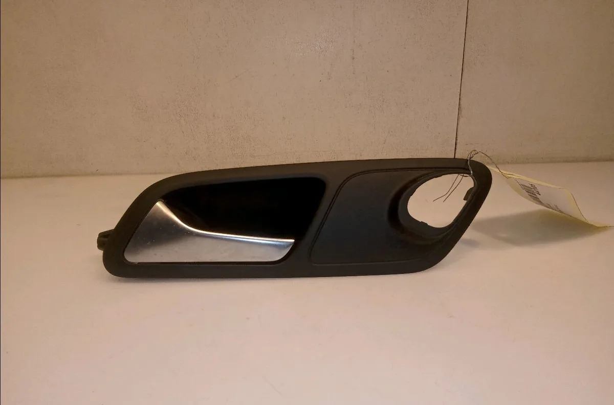Poignee int porte arg Volkswagen PASSAT CC B6 (357) 2.0 tdi (2008-2012) occasion