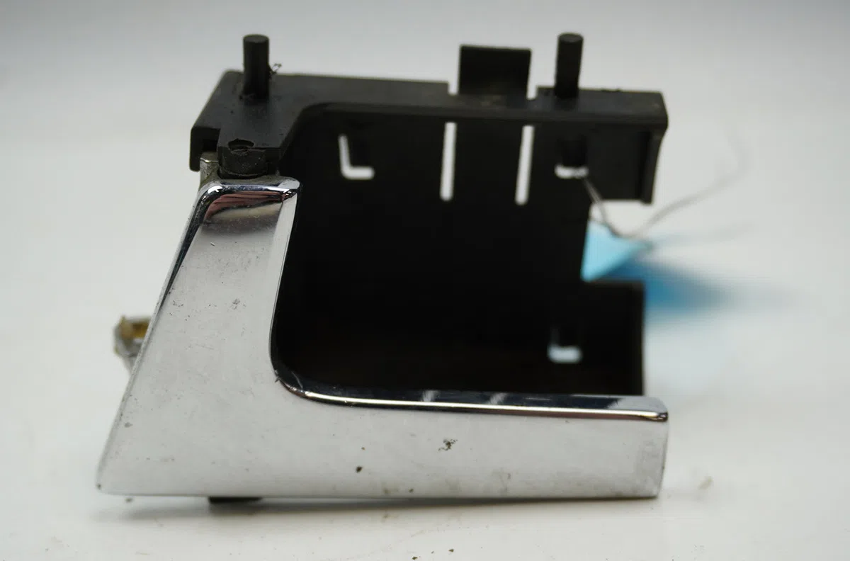Poignee int porte arg Volkswagen POLO (6N2) 1.4 (1999-2001) 5 portes occasion