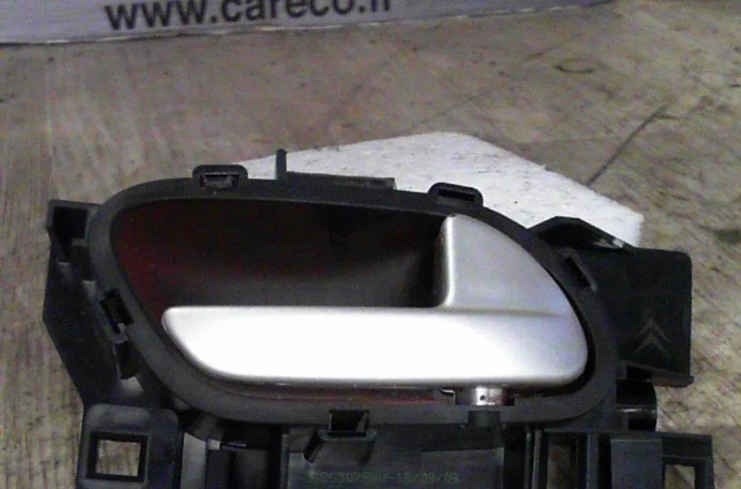 Poignee int porte avd CITROEN BERLINGO 2  BERLINGO 2 PHASE 1 occasion