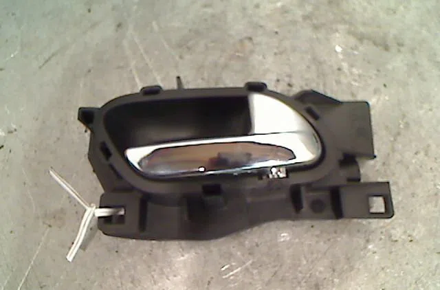 Poignee int porte avd CITROEN C4 2006 occasion