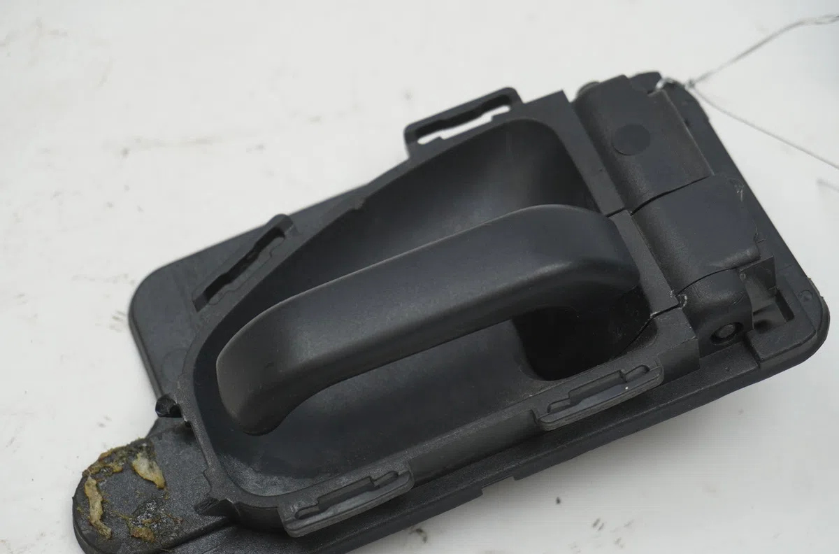 Poignee int porte avd Citroen SAXO (S0, S1) 1.1 x, sx (1996-2003) 5 portes occasion