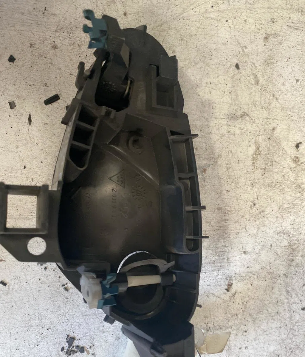 Poignee int porte avd Citroen XSARA Coupé (N0) 1.9 td (1998-2000) occasion