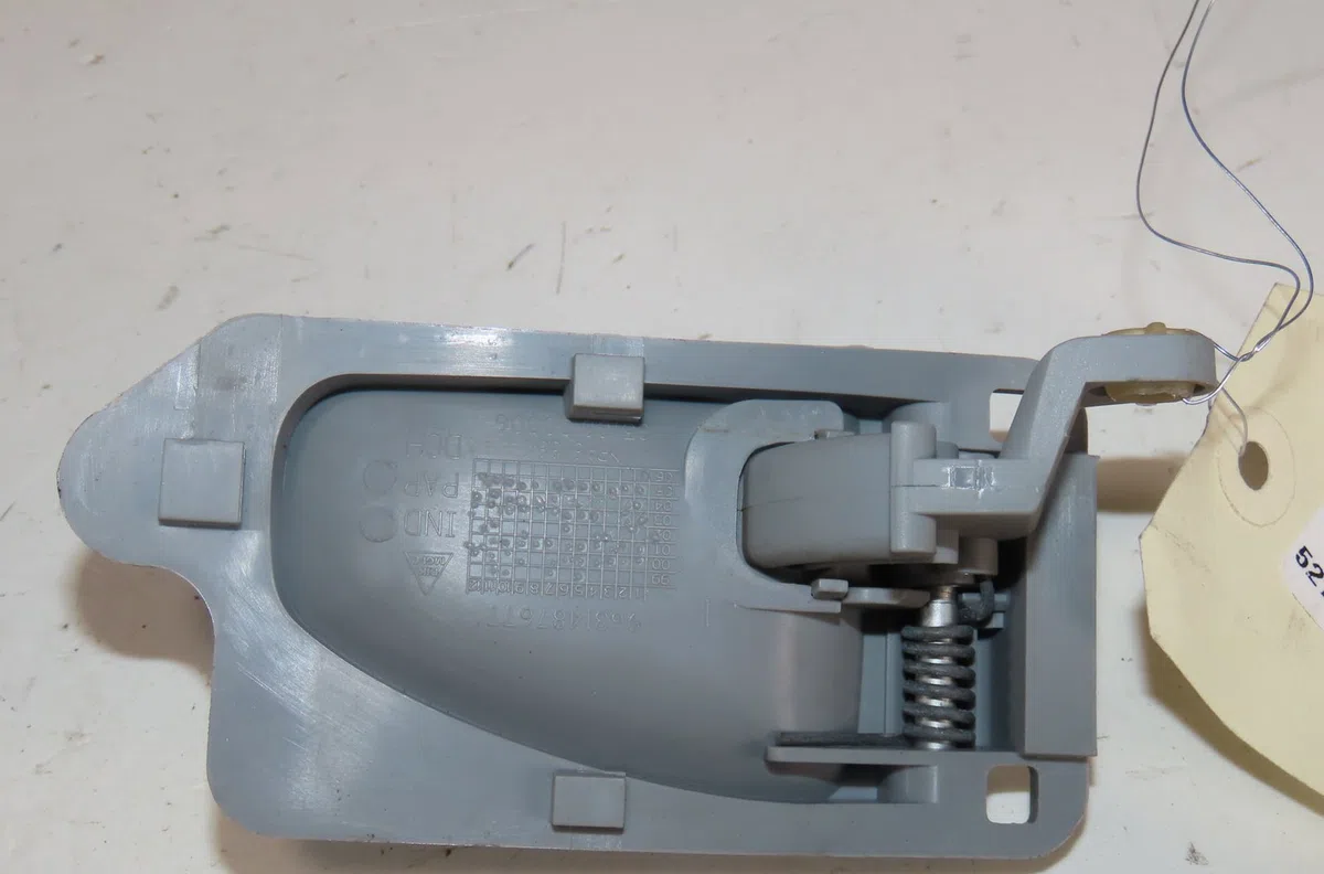 Poignee int porte avd Citroën XSARA PICASSO (N68) 1.6 hdi (2004-2011) occasion
