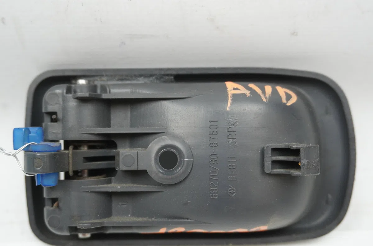 Poignee int porte avd Daihatsu TERIOS (J1_) 1.3 4wd (j102) (2000-2005) occasion
