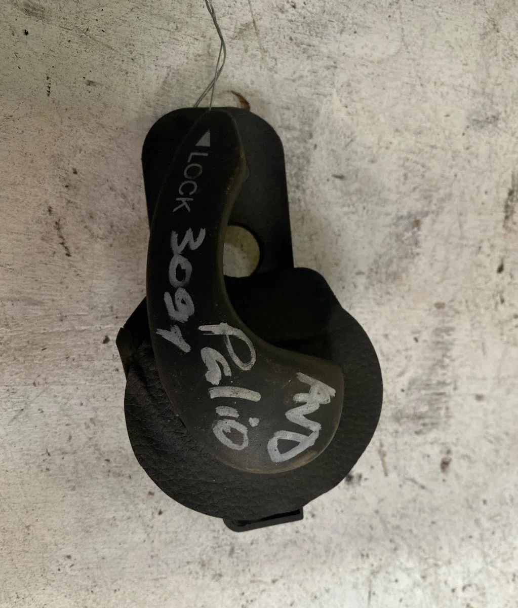 Poignee int porte avd Fiat PALIO Weekend (178_, 173_, 373_, 374_, 171_) 1.2 (178dye1a, 178dye1aap, 178dye1aat) (2001-200