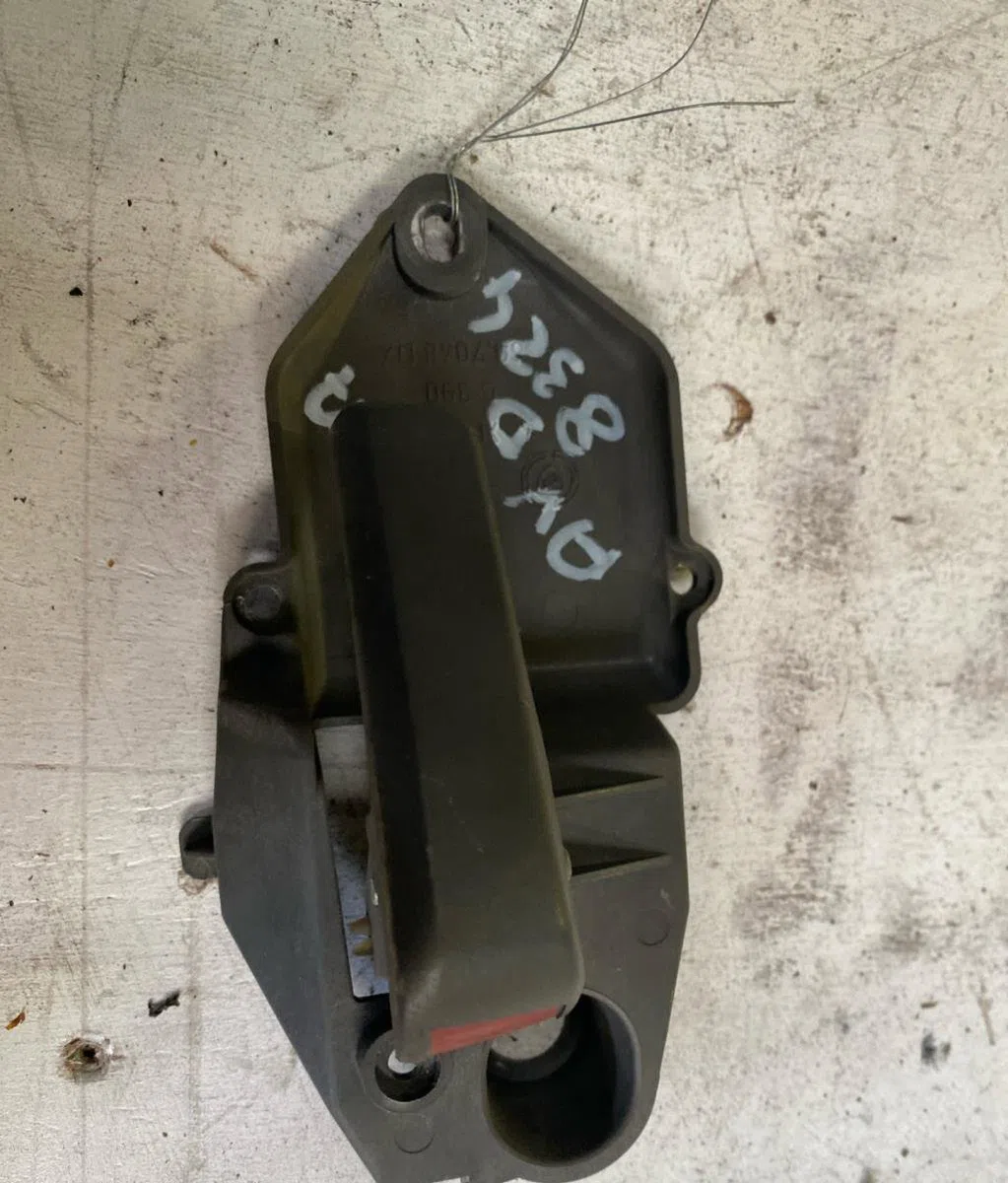 Poignee int porte avd Fiat PANDA (169_) 1.1 (169.axa1a) (2003) occasion
