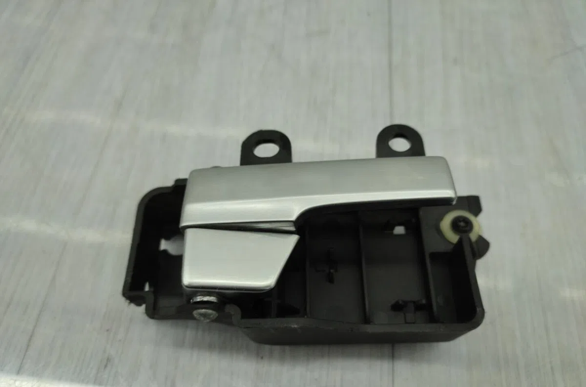 Poignee int porte avd FORD FOCUS 1 occasion