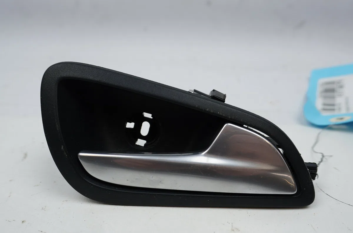 Poignee int porte avd Ford GRAND C-MAX (DXA-CB7, DXA-CEU) 1.6 tdci (2010-2019) occasion