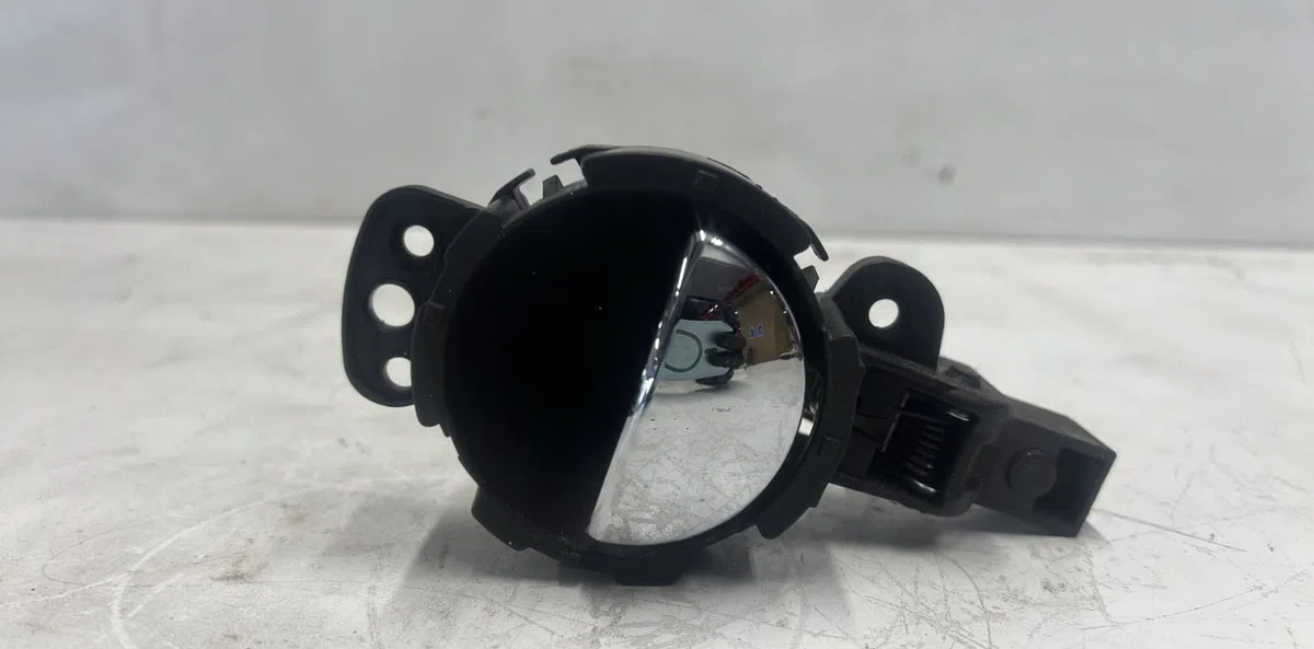 Poignee int porte avd MINI MINI 2 R55 CLUBMAN PHASE 1 BREAK occasion