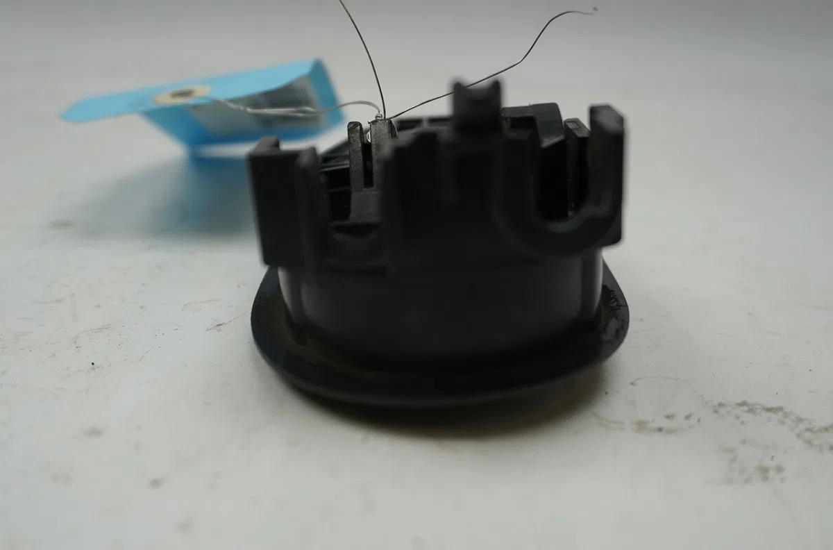 Poignee int porte avd Mitsubishi COLT VI (Z3_A, Z2_A) 1.3 (z21a) (2004-2012) occasion