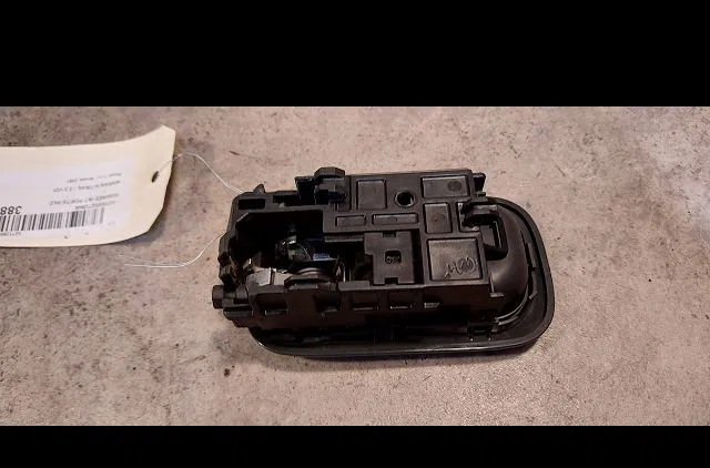 Poignee int porte avd Nissan X-TRAIL I (T30) 2.2 di 4x4 (2001-2005) occasion