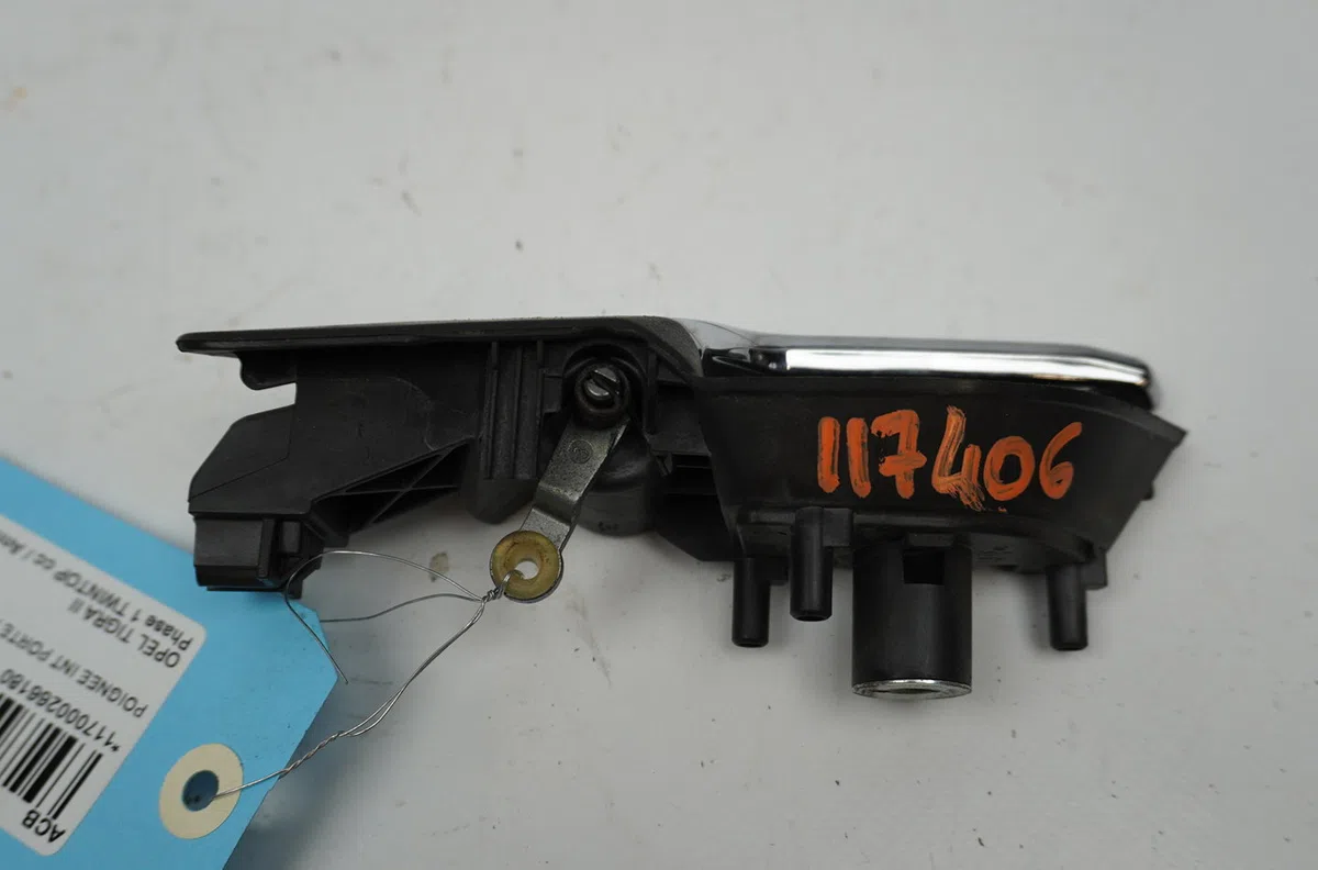 Poignee int porte avd Opel TIGRA TwinTop (X04) 1.8 (r97) (2004-2010) occasion