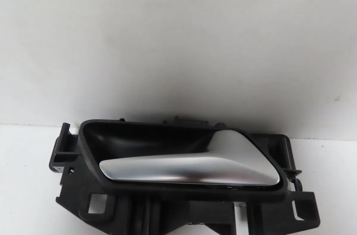 Poignee int porte avd Peugeot RIFTER 1.5 bluehdi 130 (2018) occasion