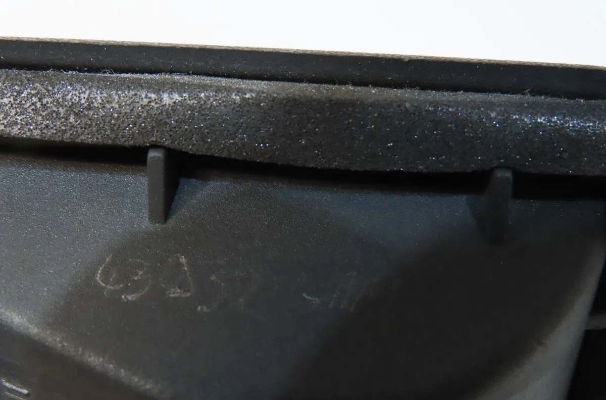 Poignee int porte avd Renault CLIO I (B-C57_, 5-357_) 1.2 (b-c-s57a, b-c57s, 5-357f, 5-357j, 5-357l, 5-357r) (1990-1998)