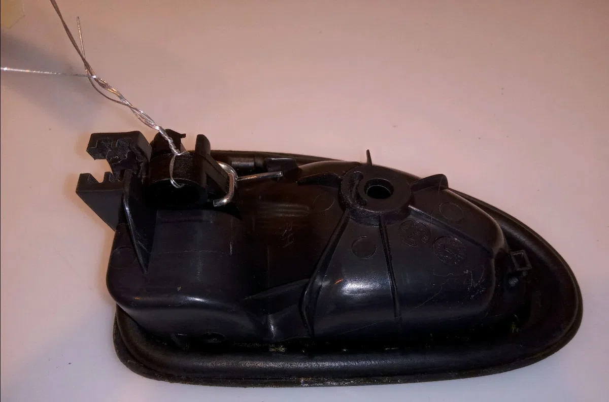 Poignee int porte avd RENAULT CLIO II 1999 occasion