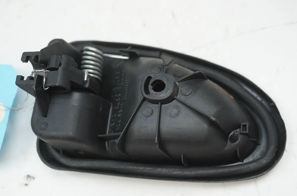 Poignee int porte avd Renault CLIO II (BB_, CB_) 1.2 (bb0a, bb0f, bb10, bb1k, bb28, bb2d, bb2h, cb0a,... (1998-2010) 5 p