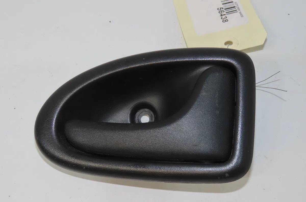 Poignee int porte avd Renault CLIO II (BB_, CB_) 1.5 dci (b-cb3m) (2005-2010) 3 portes occasion