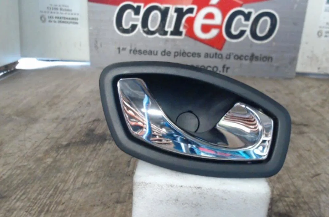 Poignee int porte avd RENAULT GRAND SCENIC 3 GRAND SCENIC 3 PHASE 1 occasion