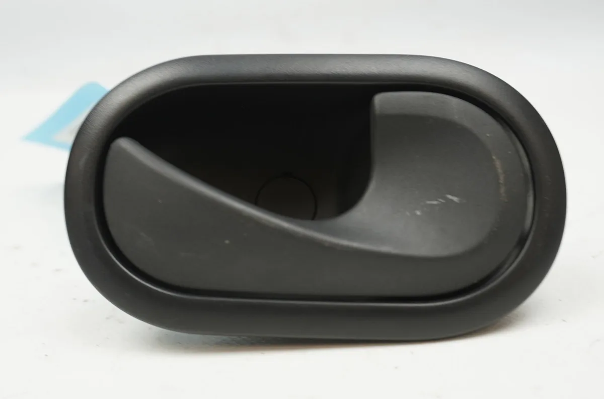 Poignee int porte avd Renault MASTER III Camionnette (FV) 2.3 dci 125 fwd (fv0c, fv0d, fv0g, fv0h, fv0j, fv0k) (2010) oc