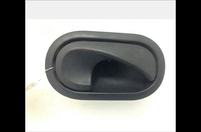 Poignee int porte avd Renault MEGANE II (BM0-1_, CM0-1_) 1.5 dci (bm0f, bm0t, bm2b, cm0f, cm0t) (2002-2008) 5 portes occ
