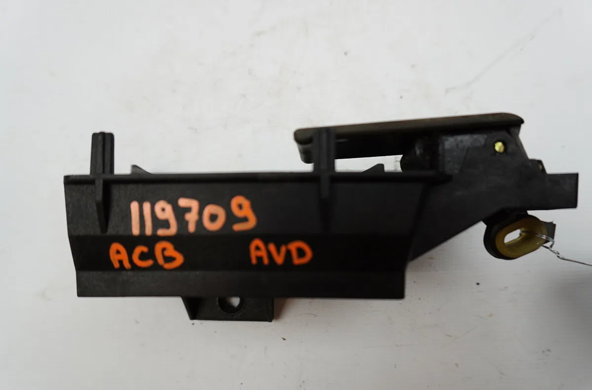 Poignee int porte avd Renault SUPER 5 (B-C40_) 1.1 (1989-1990) 5 portes occasion