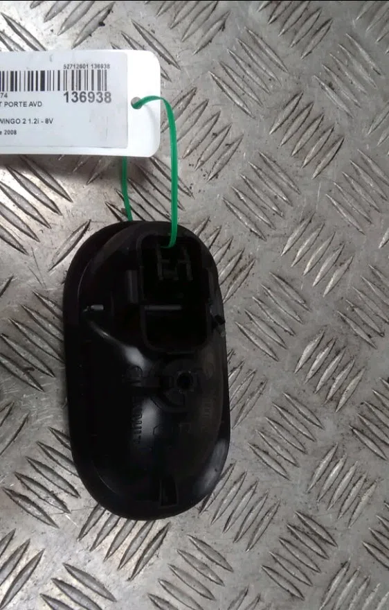 Poignee int porte avd Renault TWINGO II (CN0_) 1.2 (cn0d) (2007-2014) 3 portes occasion