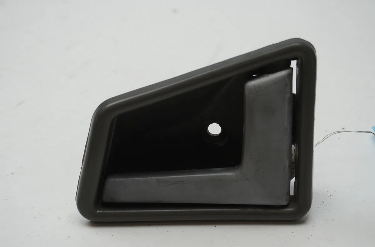 Poignee int porte avd Suzuki VITARA (ET) Hdi (se 420hdi) (2003-2005) occasion