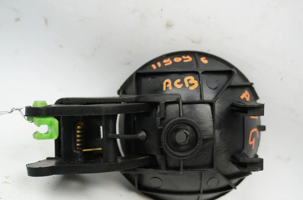 Poignee int porte avg Chevrolet AVEO - KALOS 3-5 portes (T200) 1.2 lpg (2005-2008) occasion