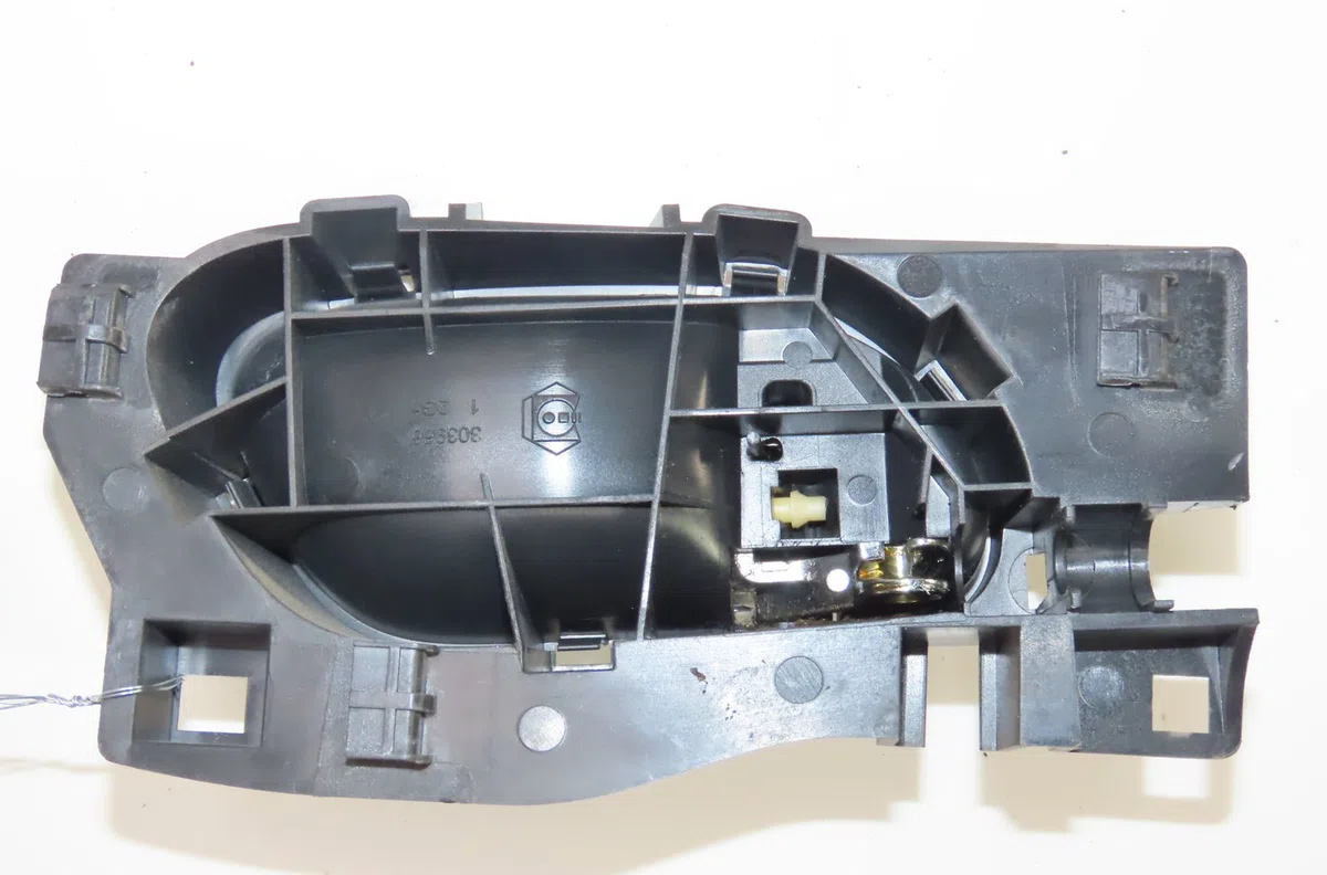 Poignee int porte avg Citroen C4 PICASSO I Monospace (UD_) 1.6 hdi (2007-2013) 5 portes occasion