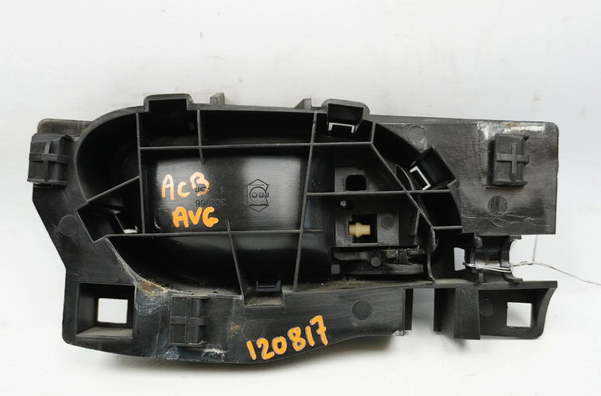 Poignee int porte avg Citroen JUMPY Camionnette 2.0 hdi 125 (2011-2016) occasion